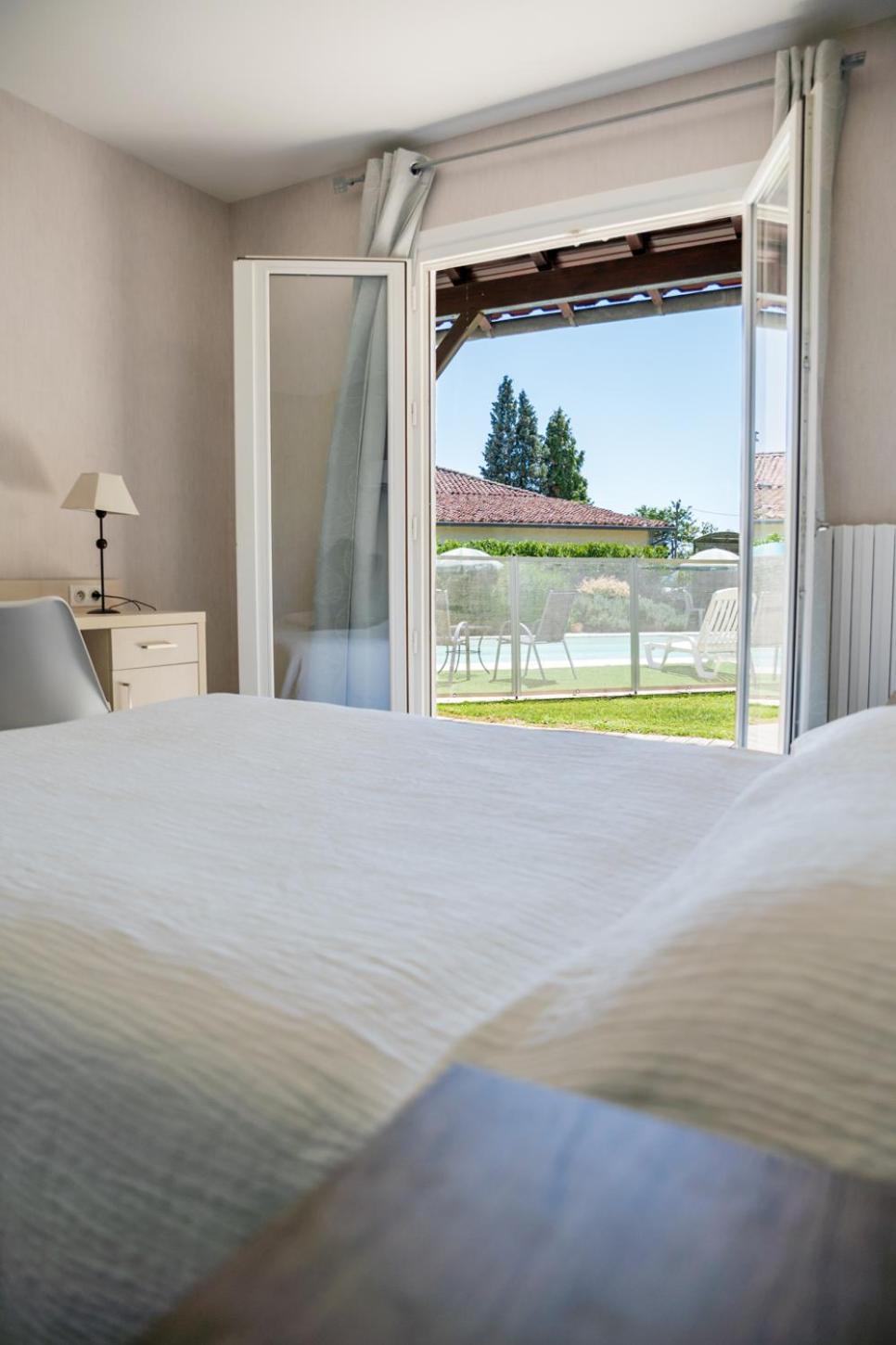 Le Relais Des Tuileries 호텔 Sereilhac 외부 사진